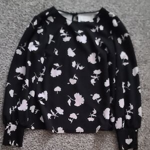 MELLODAY Black and White Floral Blouse